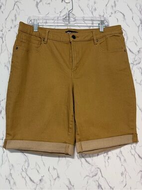 NWT Nautica Khaki Rolled Cuff Bermuda Shorts Women’s Size 14
